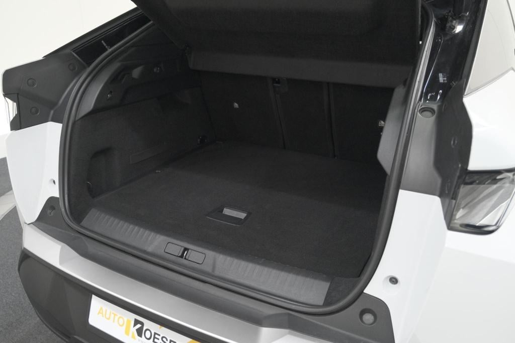 Peugeot 3008 1.2 hybrid 145 gt | panoramadak | focal hi-fi | 360 camera | e
