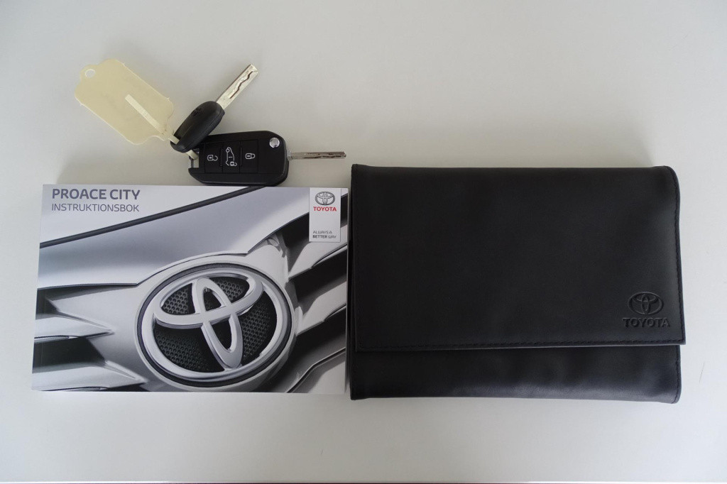 Toyota Proace city 1.2 turbo cool comfort