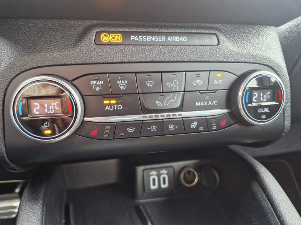 Ford Kuga 2.5 phev e-cvt 225pk st-line | winterpakket | adapt.cc
