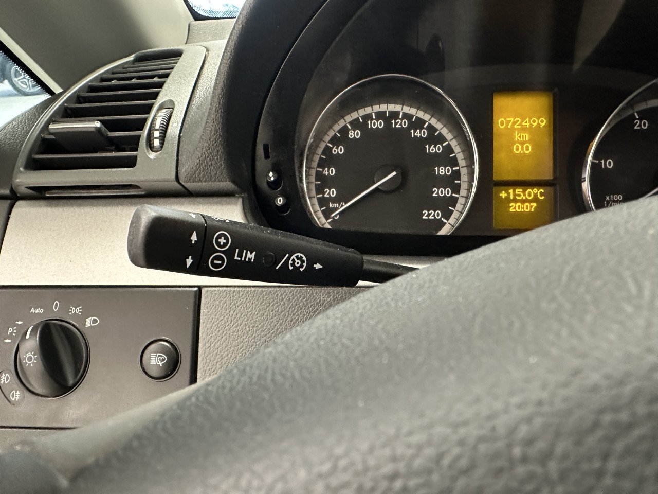 Mercedes Vito Camperbus 5 persoons 72.500km