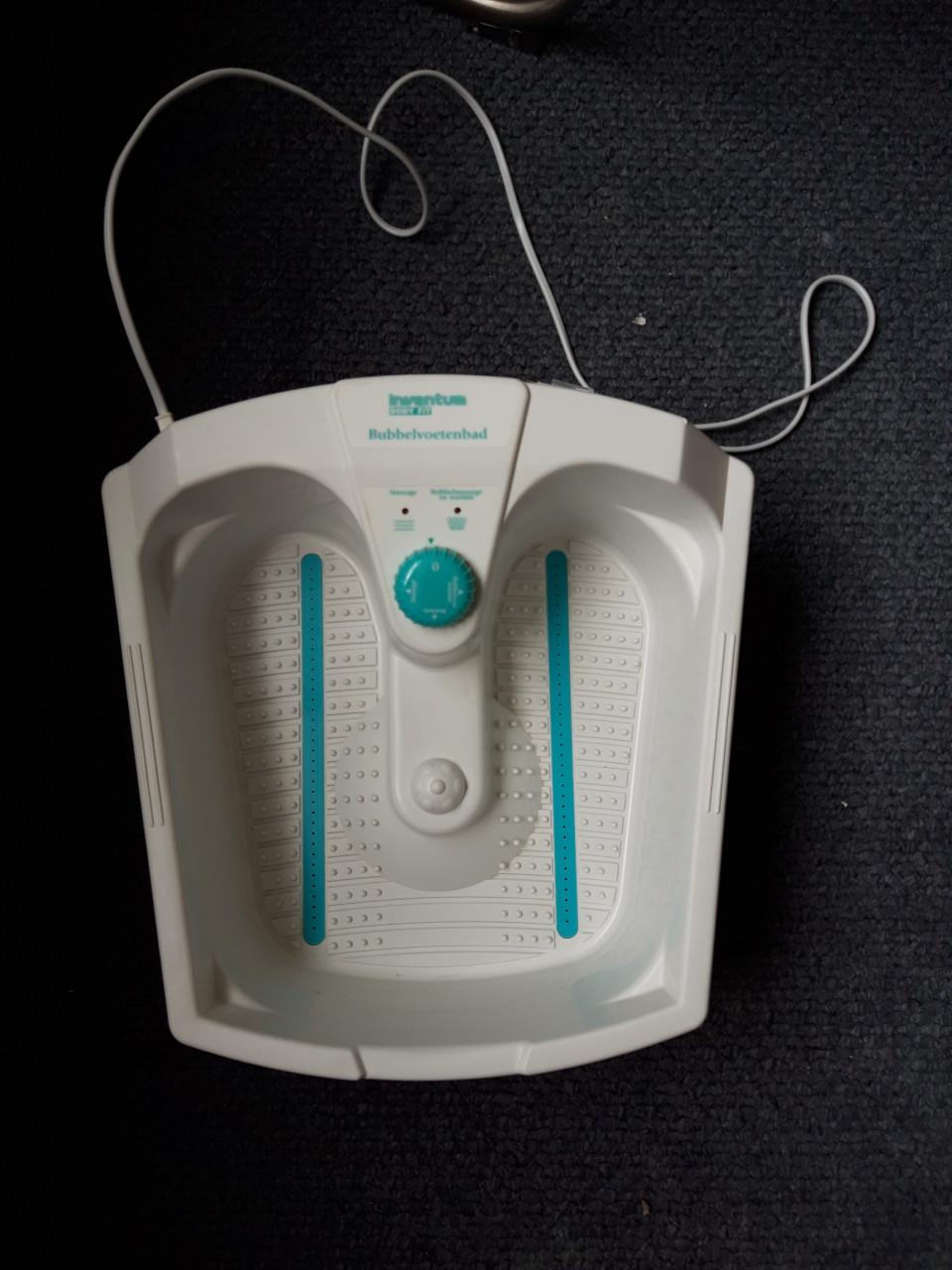 Voetenbadje /voetmassage bad / voetenspa