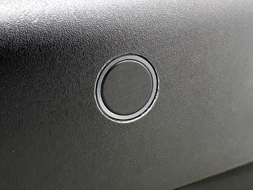 Peugeot E-2008 ev allure 50 kwh | rijklaar | navigatie |parkeersensoren v+a