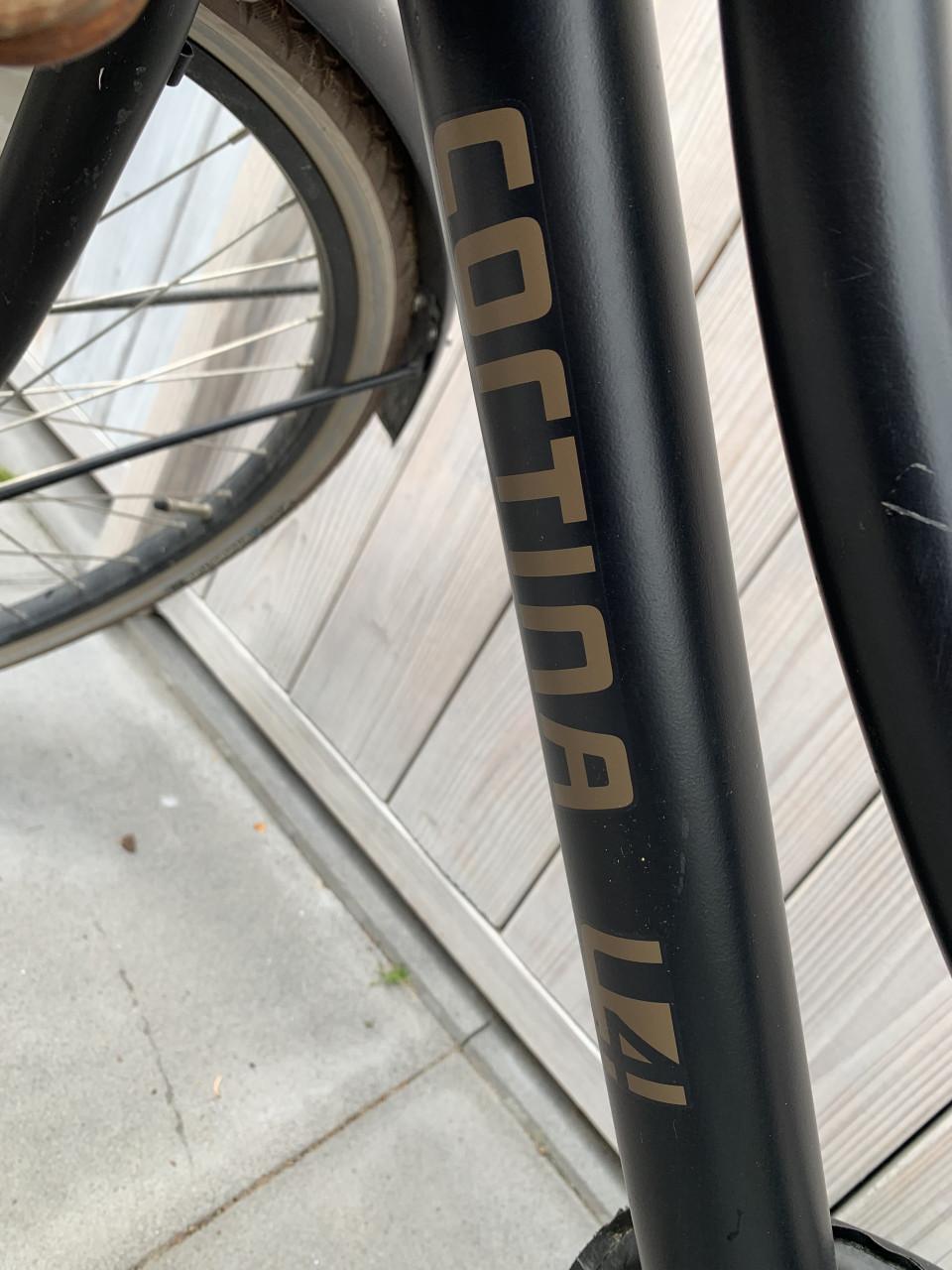 Cortina U4  26 inch transportfiets met drie versnellingen
