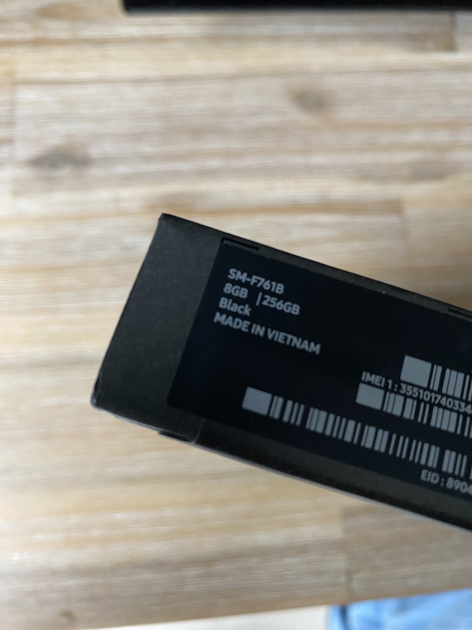 Samsung Flip 7 FE 256gb (sealed)