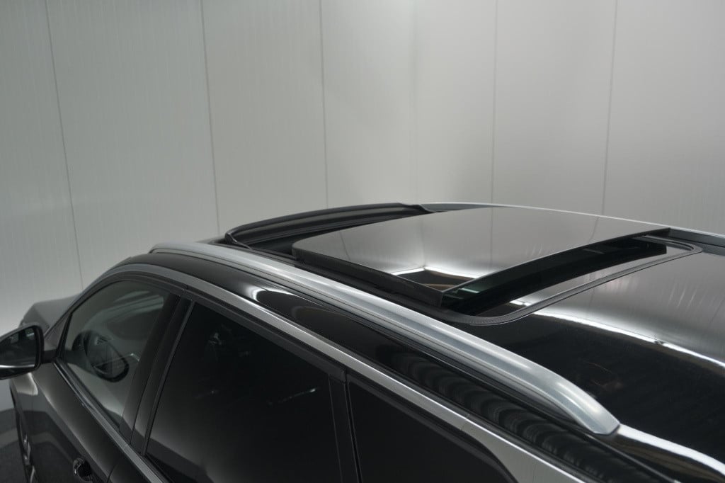 Peugeot 3008 1.6 puretech 180 gt | panoramadak | adaptieve cruise control |