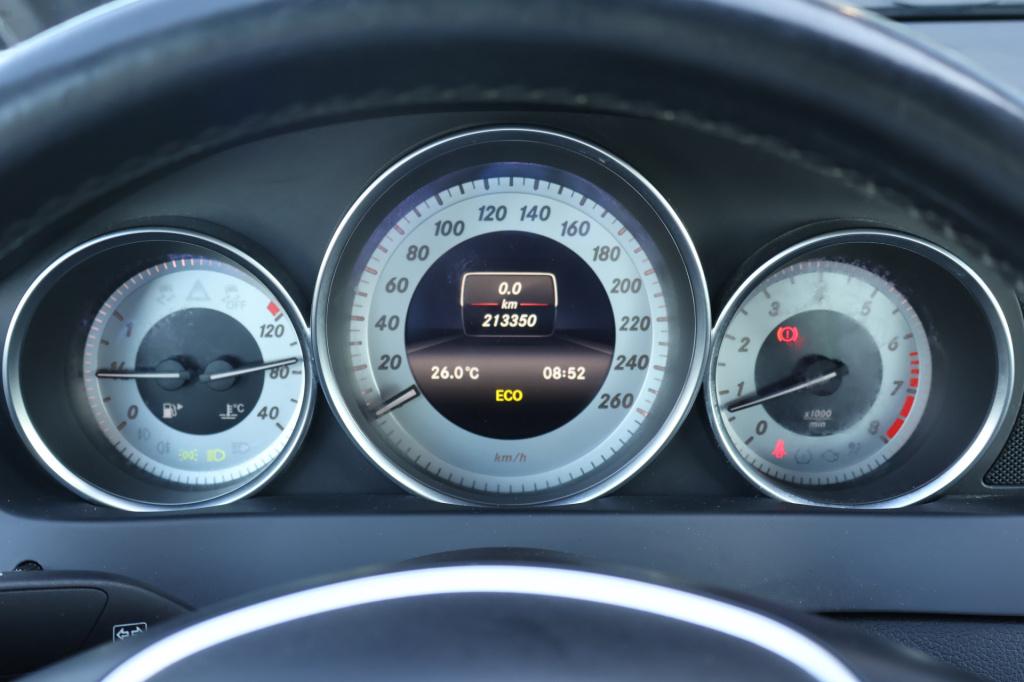 Mercedes-Benz C-Klasse 180 prestige avantgarde i trekhaak i lederen bekledi