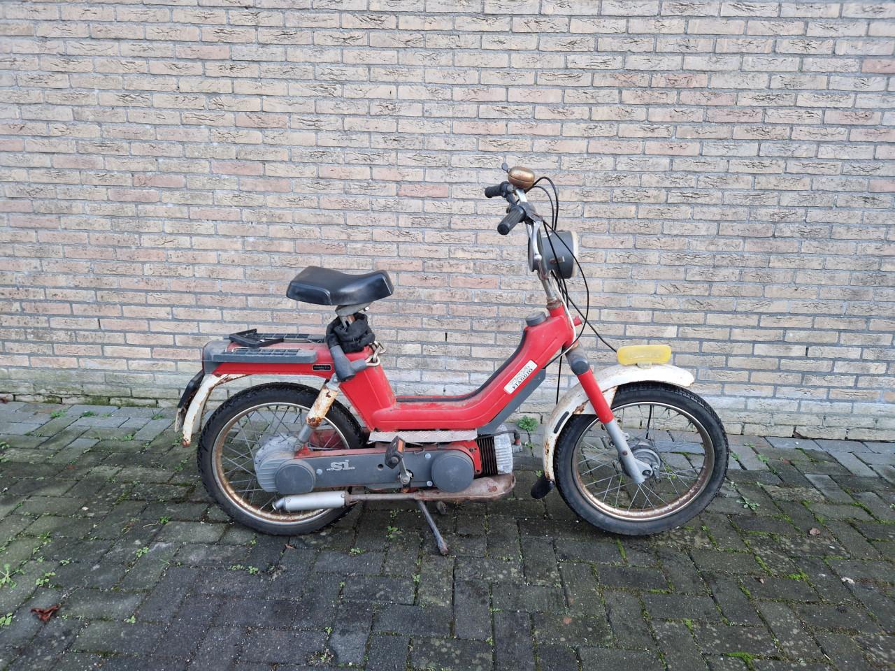 Vespa Si met kenteken