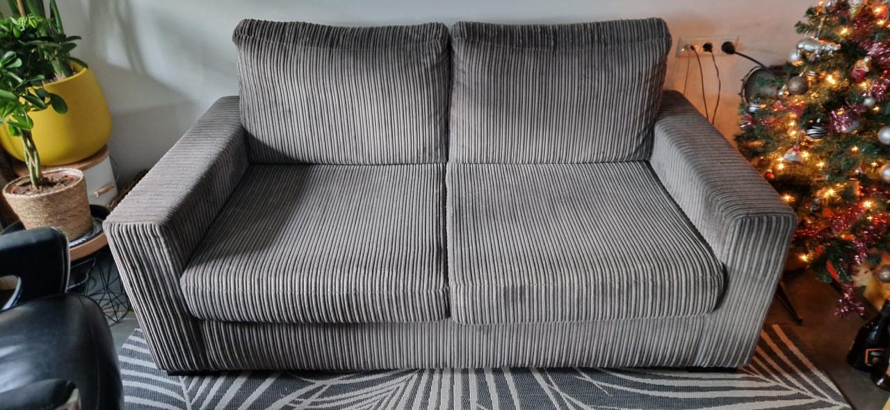 ***leuk velvet (ribstof) 2 persoons bank***