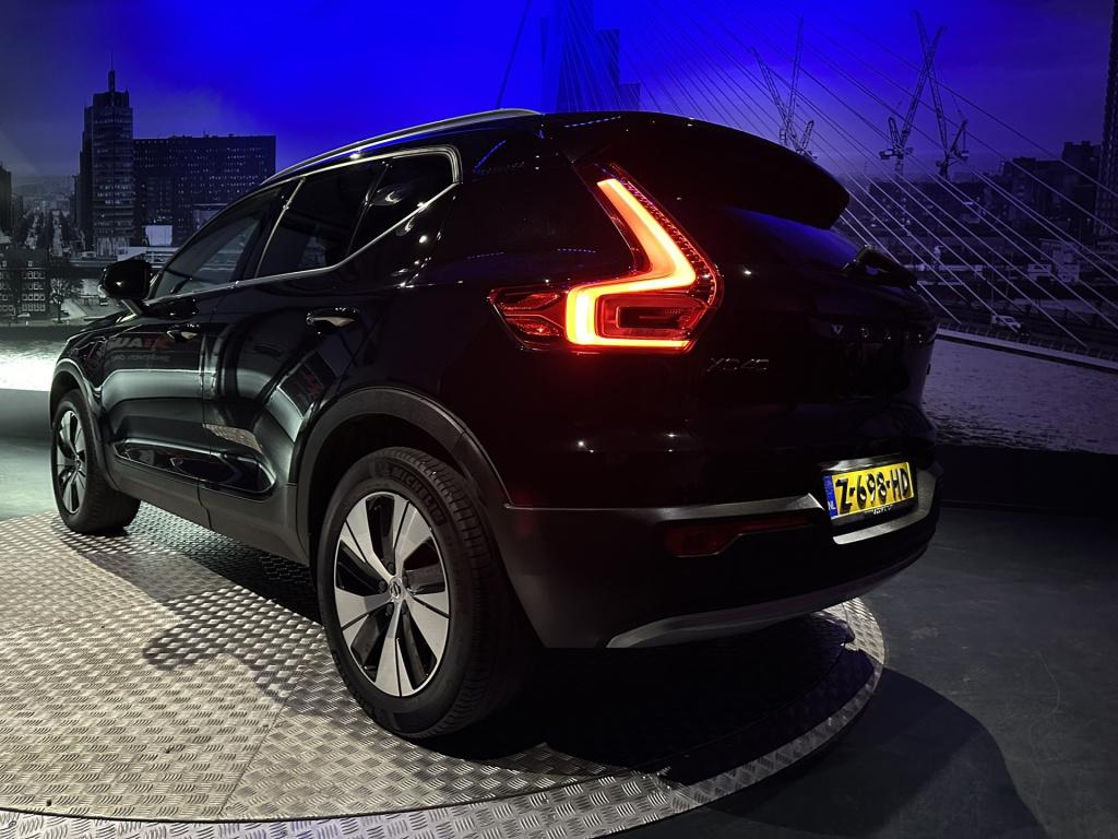 Volvo XC40 1.5 t4 recharge inscription expression *trekhaak*
