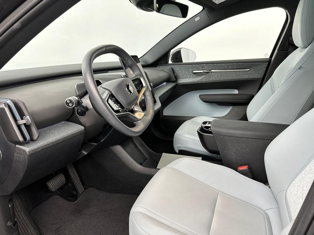 Volvo Ex30 extended ultra 69 kwh/272pk| 360camera| pano| adap.cruise| h&k s