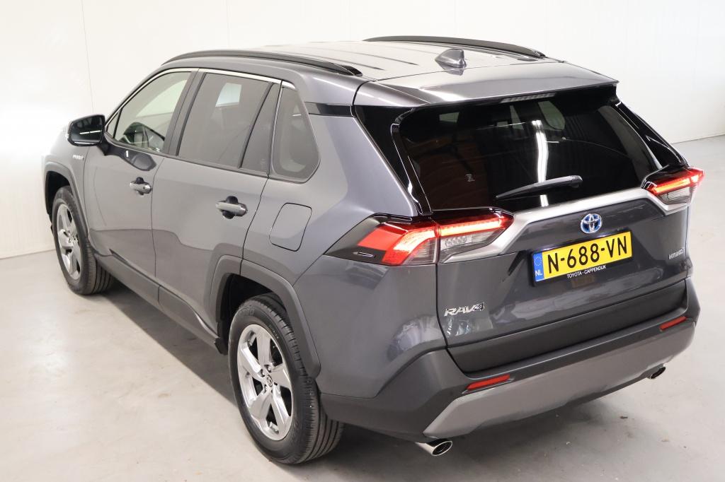 Toyota Rav4 2.5 hybrid dynamic| camera| adap.cruise| keyless