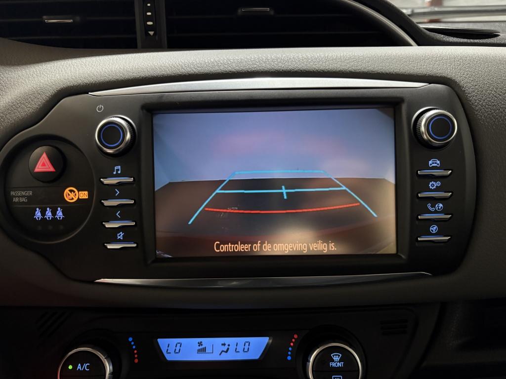 Toyota Yaris 1.5 hybrid aspiration | lage km-stand |
