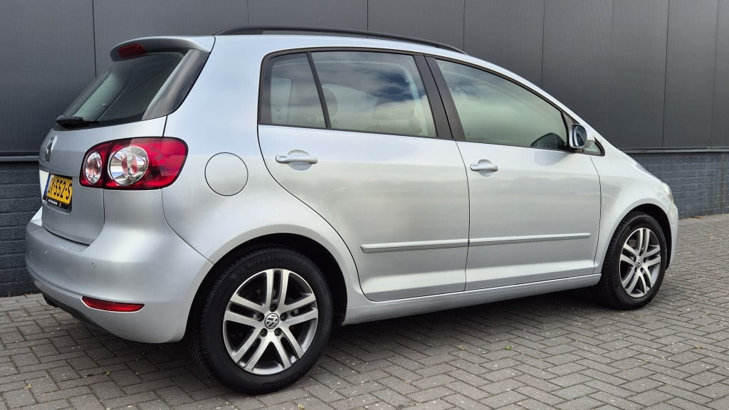 Volkswagen Golf Plus 1.4 tsi highline *dsg automaat*park assist*airco*navi*