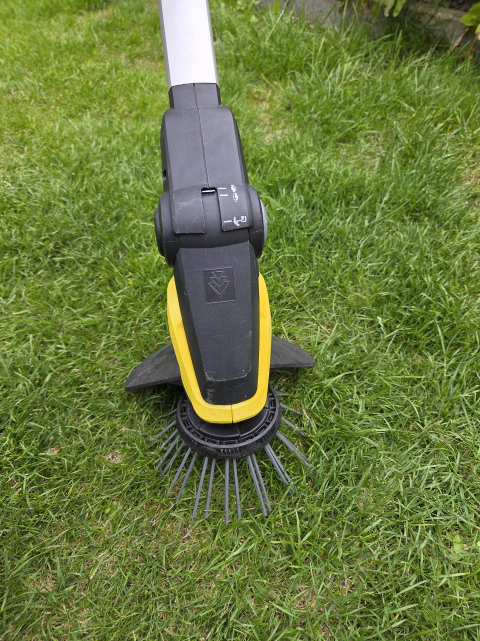 Karcher onkruidborstel op accu + bladblazer op accu (nieuw)