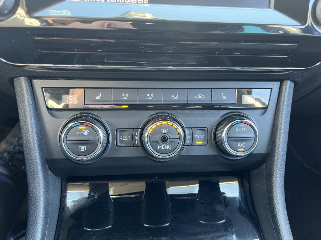 Skoda Superb combi 1.4 tsi act style business