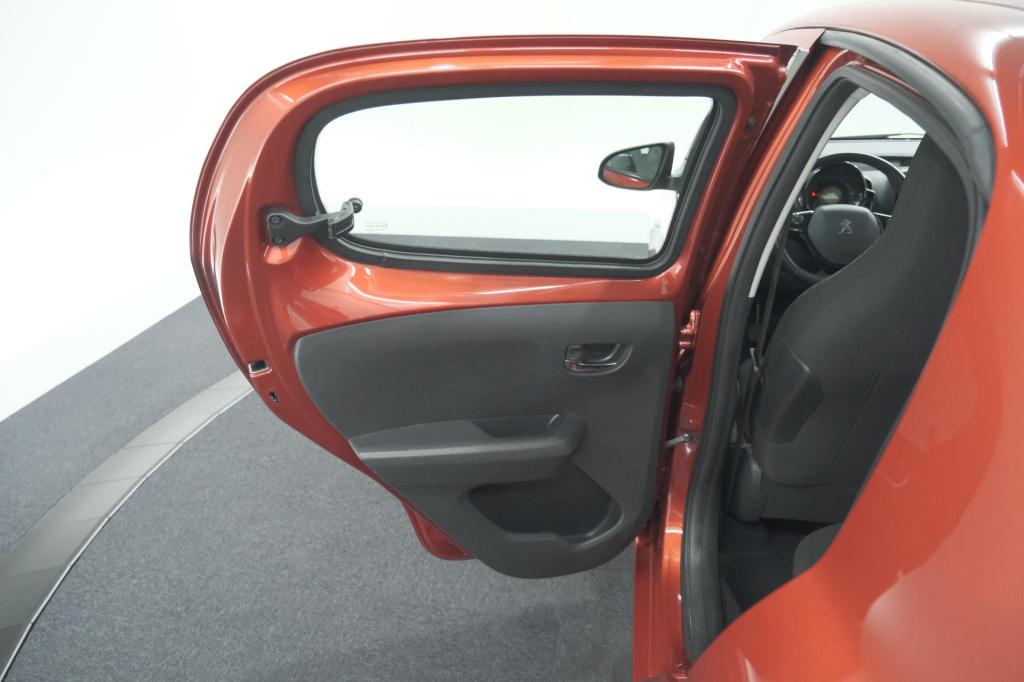 Peugeot 108 1.0 e-vti allure | camera | climate control | dab+ | 15 inch li