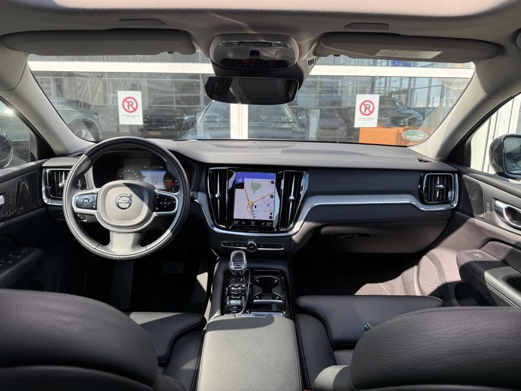 Volvo V60 t6 340pk recharge inscription| full options ! trekhaak
