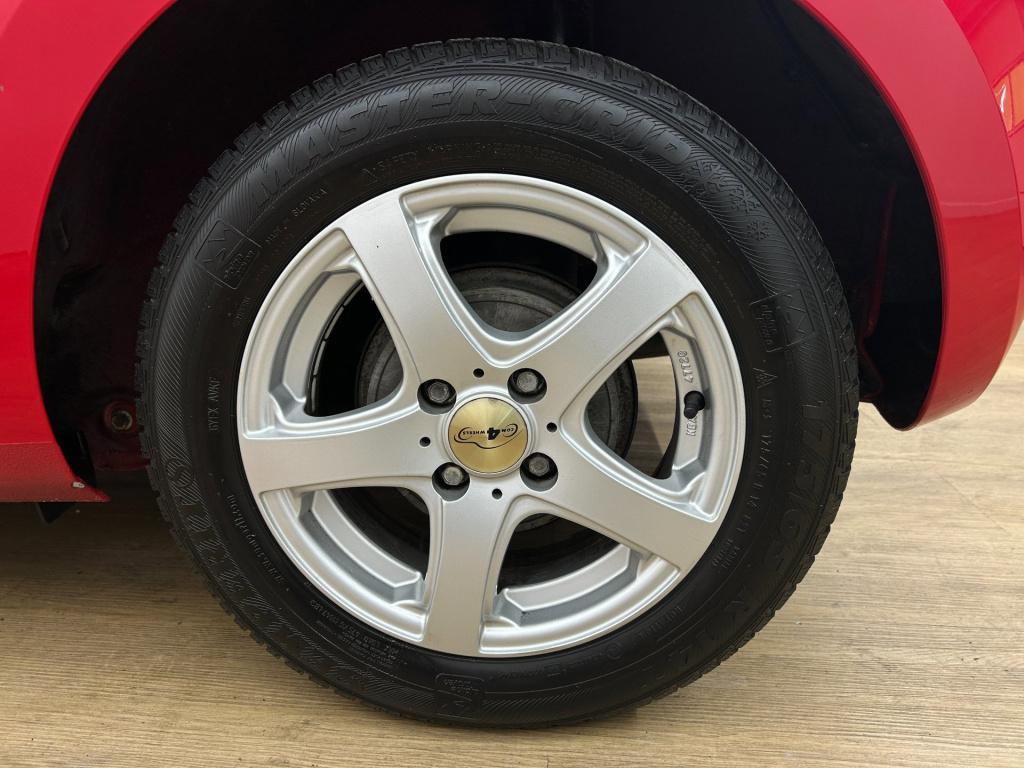 Seat Mii occasion 1.0 style sport | rood | tweedehands seat mii | airco | c