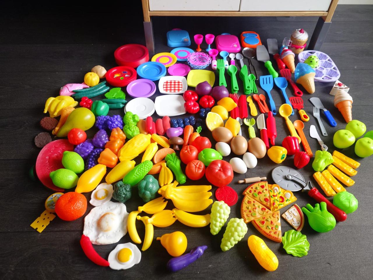 Speelkeuken Ikea Duktig + ca 200-delige accesoire set