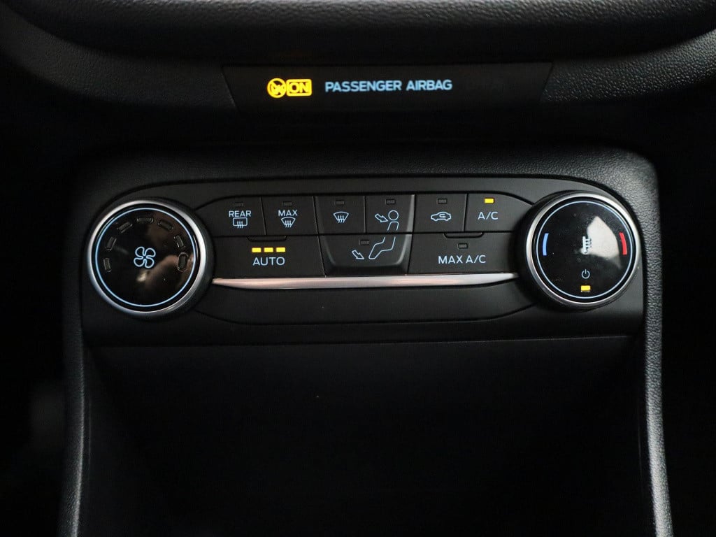 Ford Fiesta 1.0 ecoboost hybrid titanium | cruise control | parkeer sensore