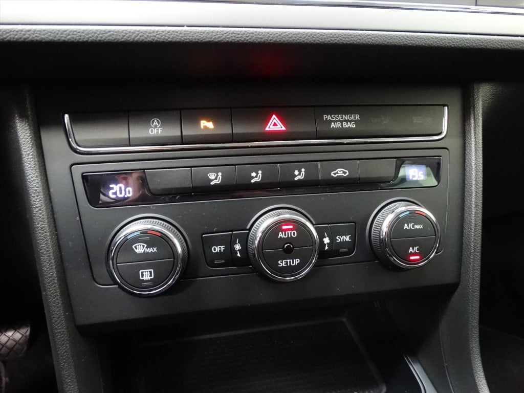 Seat Leon st xperience 1.4 tsi 125pk