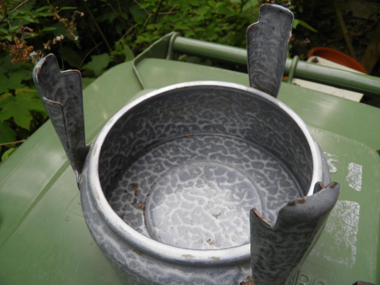 Petroleumstelletje gewolkt emaille, haller, met pit