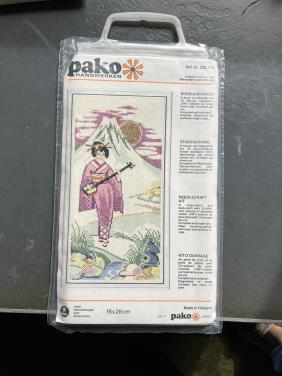 Borduurpakket Pako