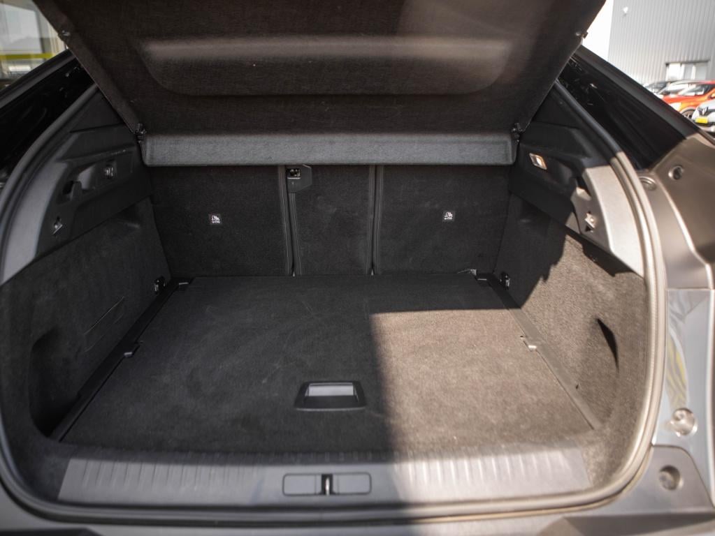 Peugeot 3008 1.2 hybrid 145pk gt automaat