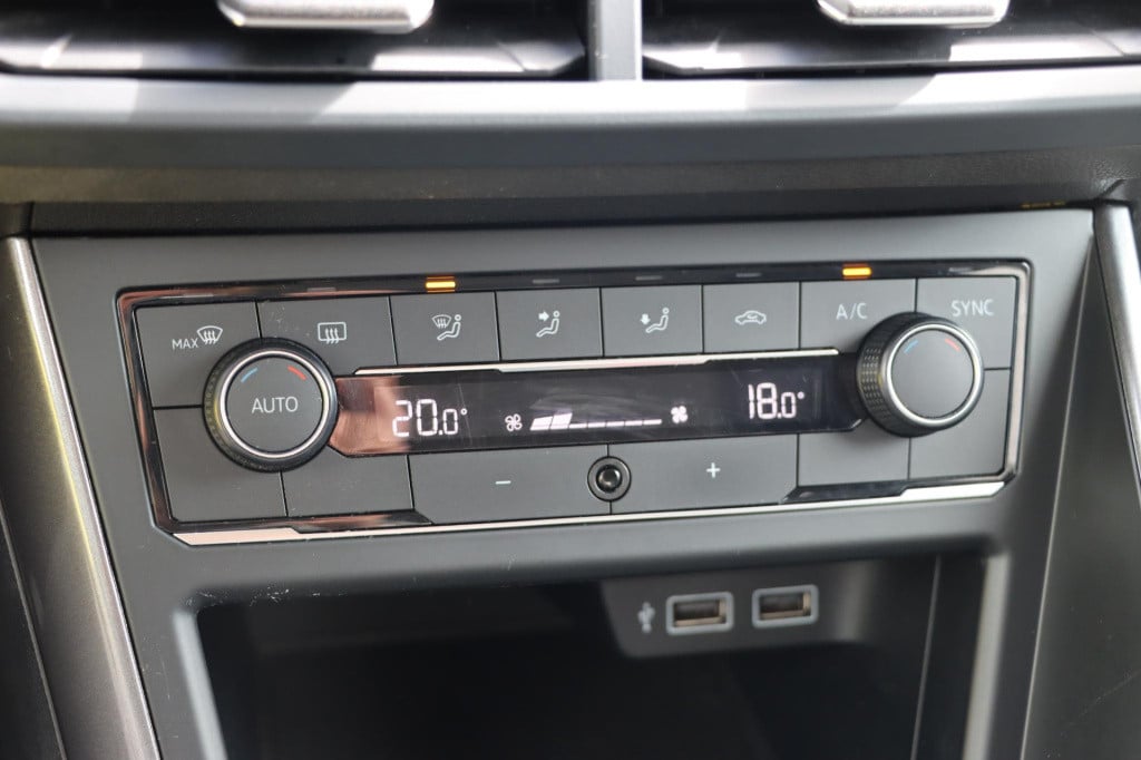 Volkswagen Polo 1.0 tsi highline