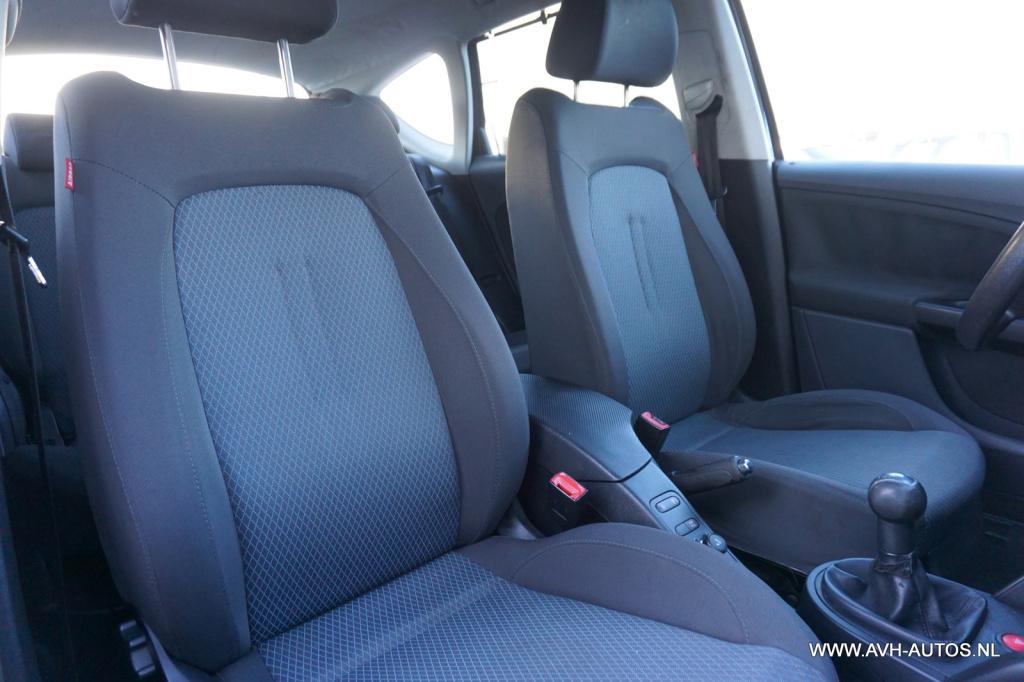 Seat Altea Xl 1.6 reference airco+cruise!