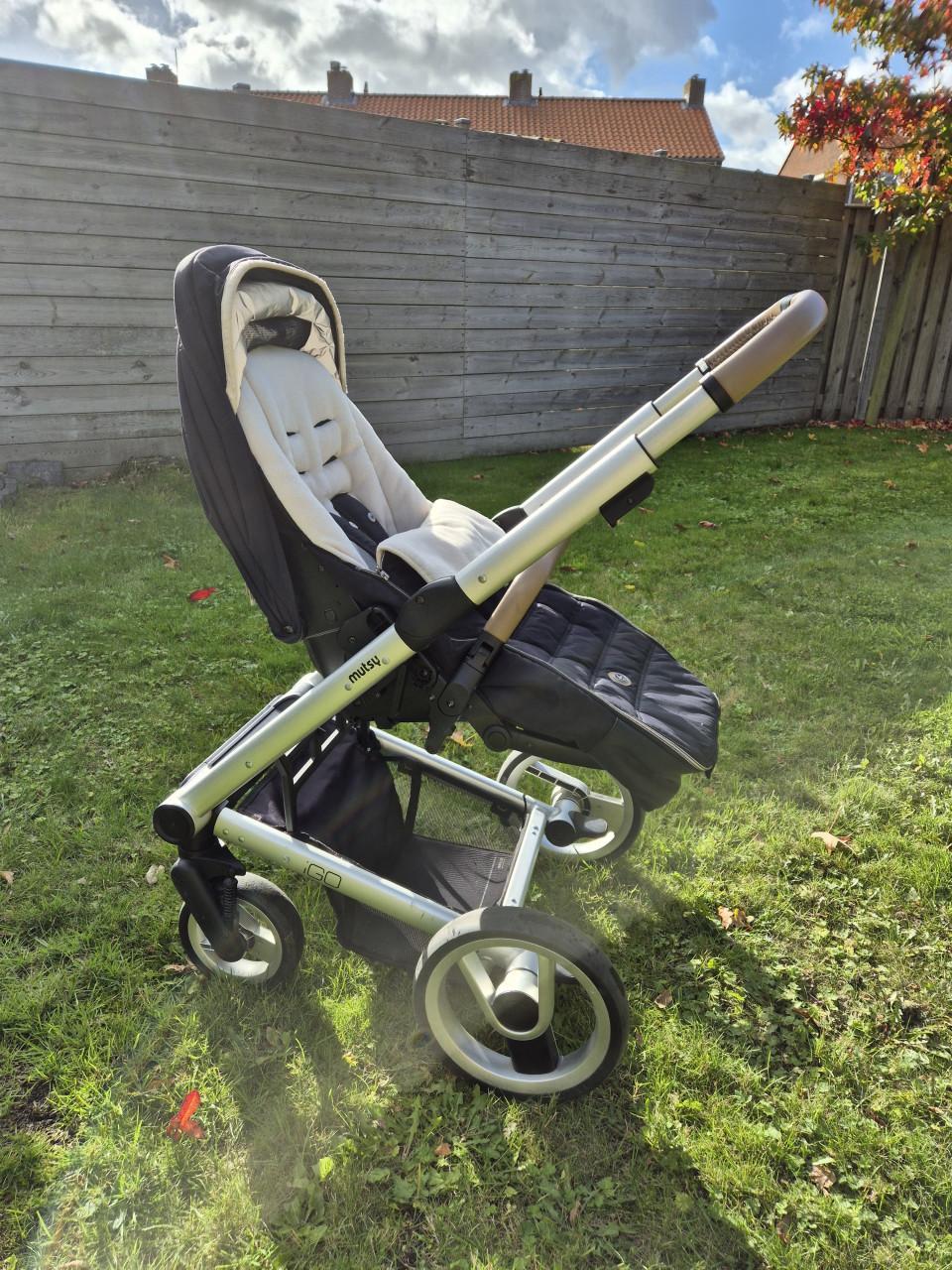 Mutsy Igo kinderwagen compleet