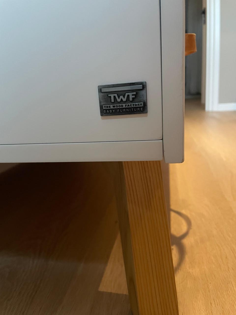 TFW Commode + ledikant wit, in nette staat/gedemonteerd