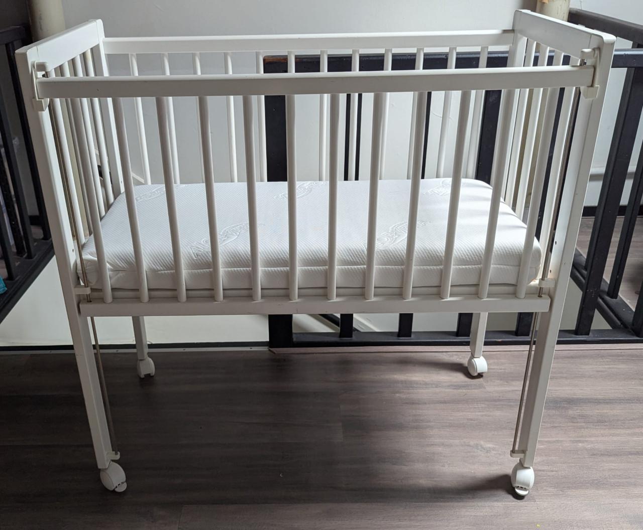 Co-sleeper