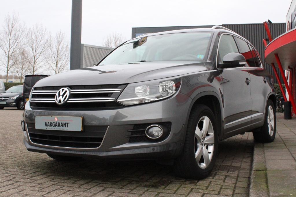 Volkswagen Tiguan 1.4 tsi sport&style + trekhaak electrisch wegklapbaar