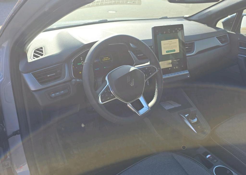 Renault Captur 1.8 e-tech full hybrid 160 techno - two-tone kleurstelling /