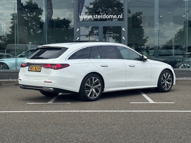 Mercedes-Benz E-Klasse estate 300 e avantgarde l panoramadak l burmester l 