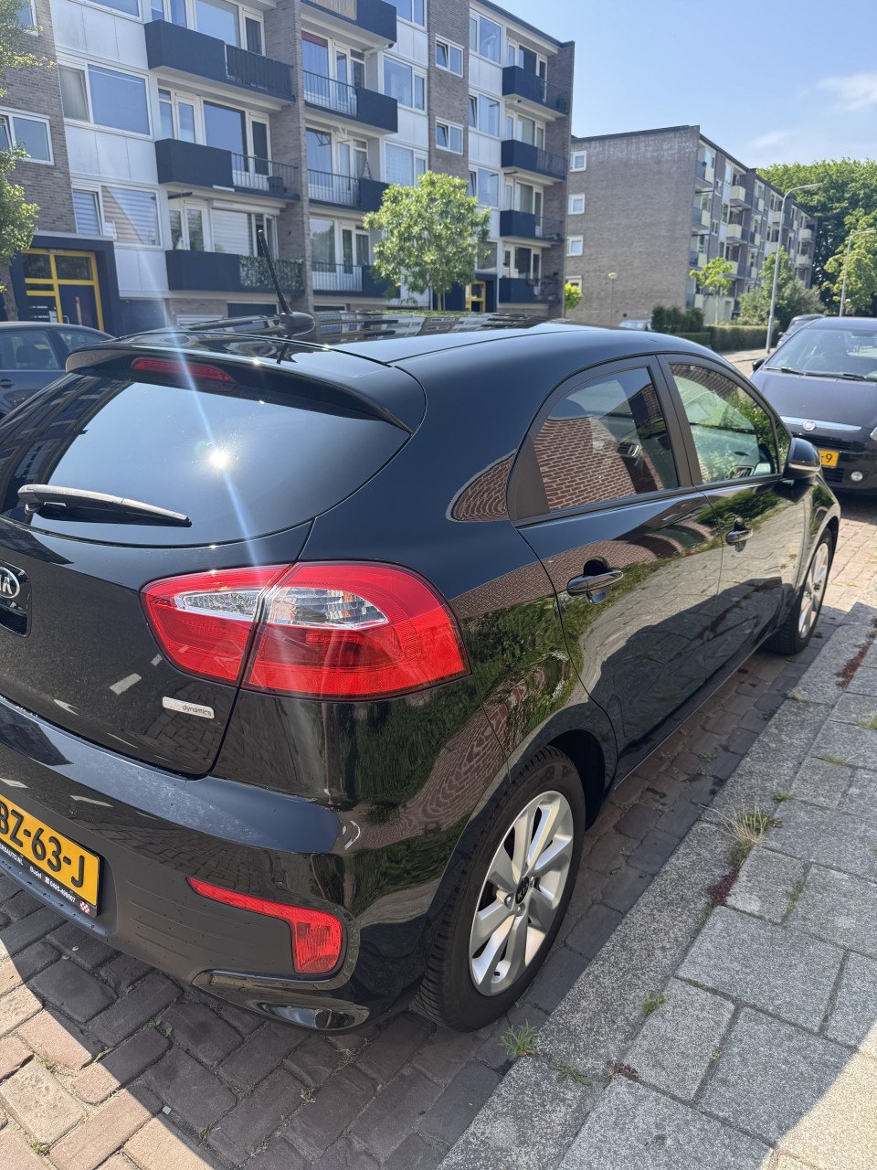 Kia Rio 1.2 5DRS 2017 Zwart Benzine