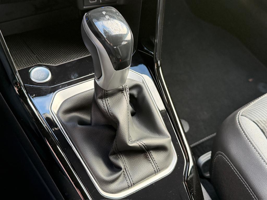 Volkswagen T-roc 1.5 tsi 150pk dsg r-line | camera | keyless | elek. achter