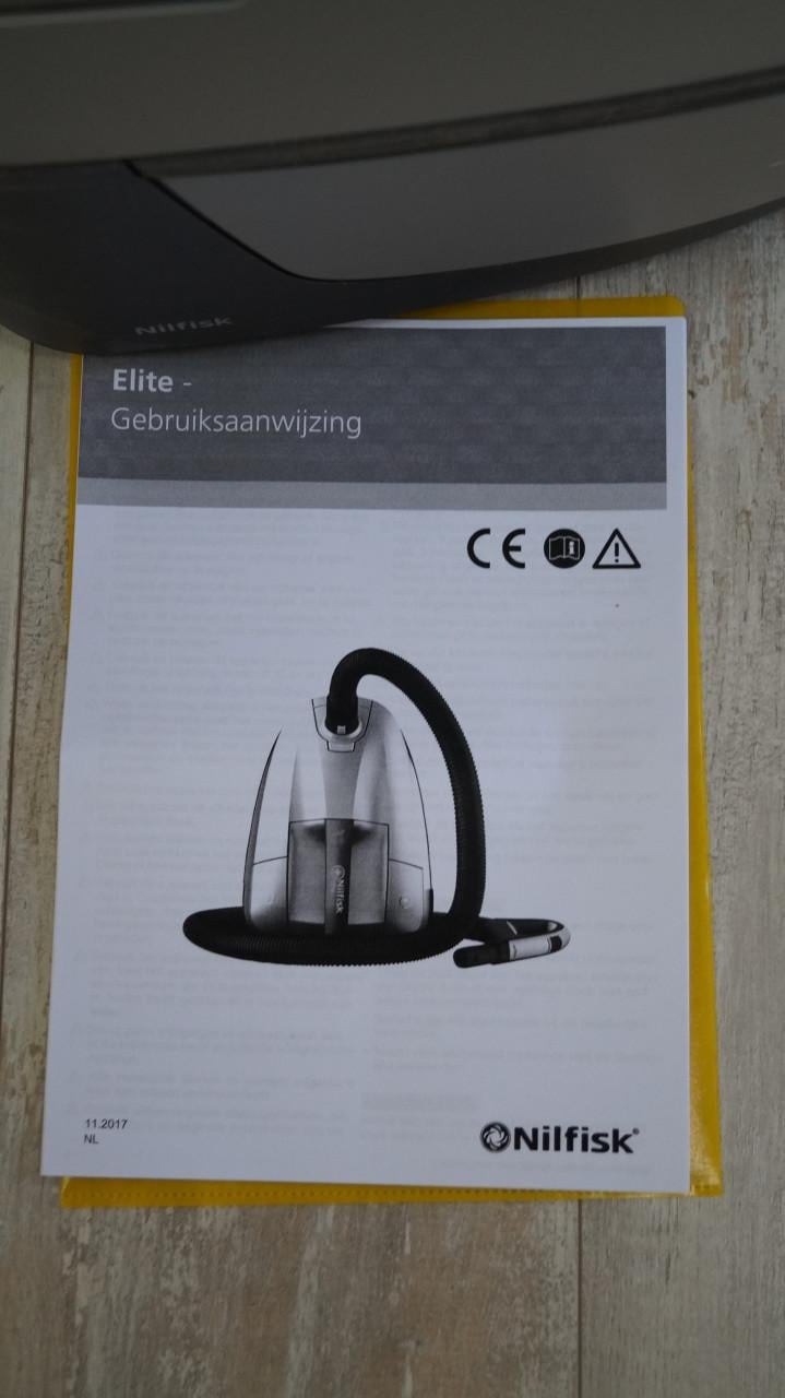 Nilfisk elite energy 750 Watt classic parket / gladde vloer stofzuiger.