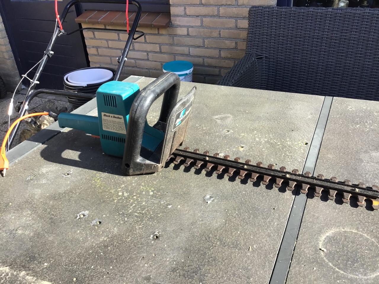 Te koop heggenschaar - grastrimmer -tafelzaag