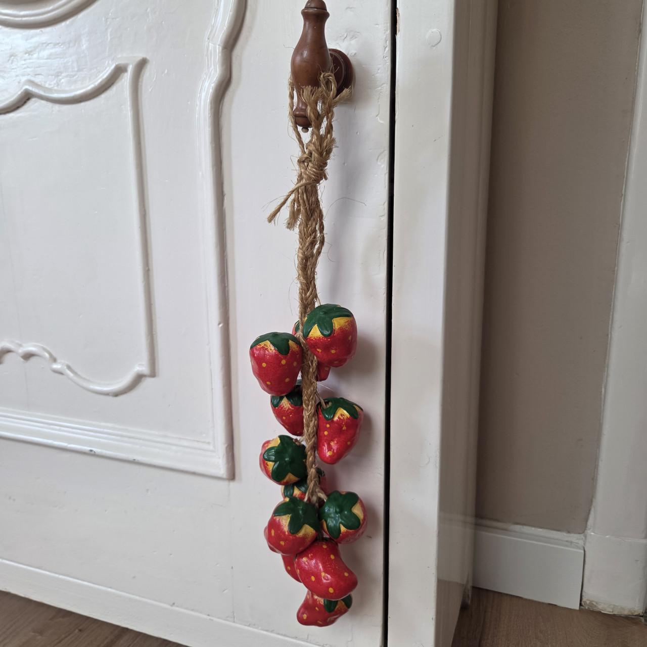 Brocante aardewerk aardbeien slinger