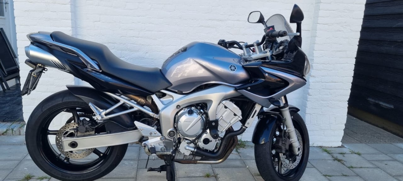 Yamaha Fazer 600