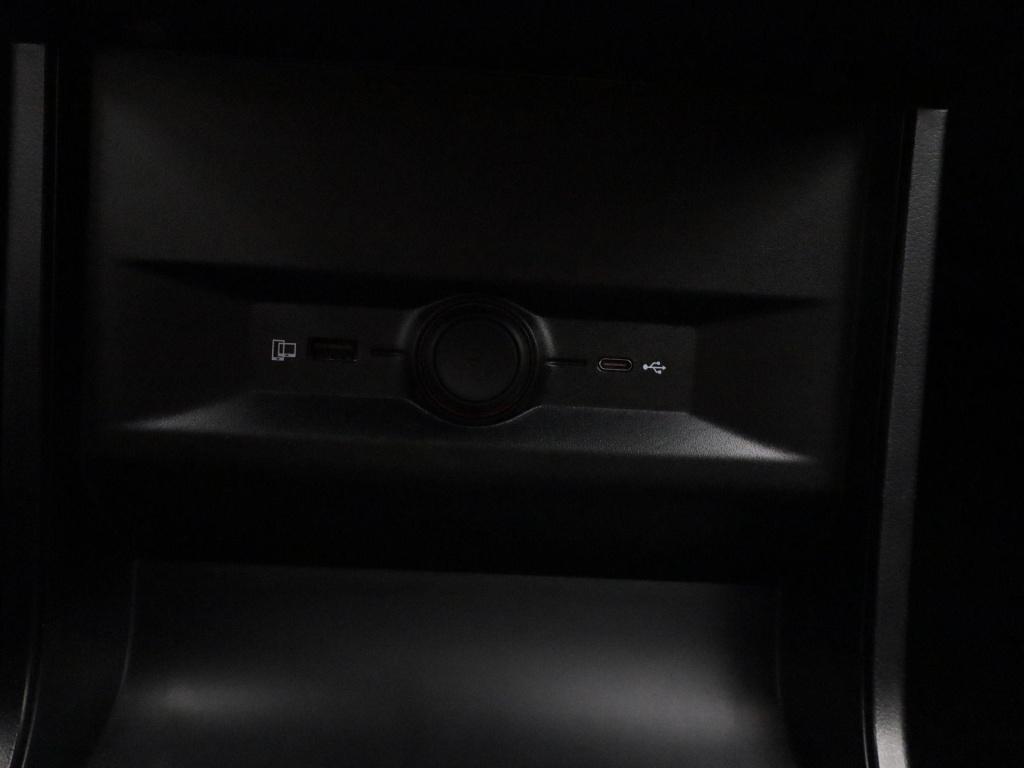 MG Mg4 long range luxury 64 kwh | carplay | navi | led koplampen | camera |