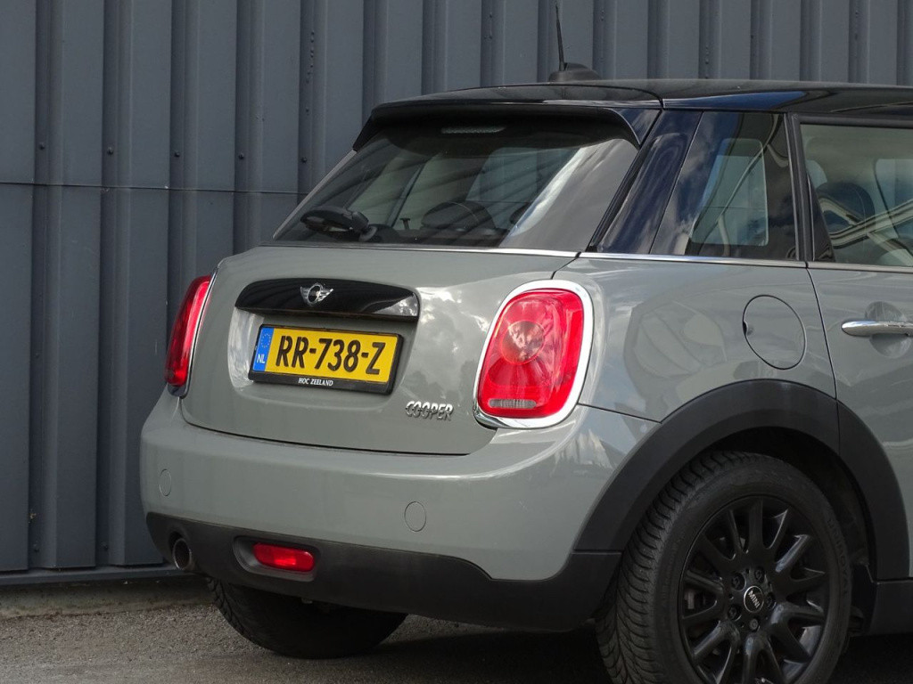 Mini Cooper mini 1.5 business | navi | bluetooth | 16"
