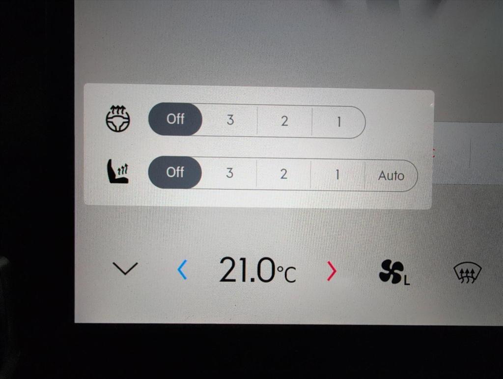 Lynk & Co 01 1.5 276pk phev more | pano | carplay | leer