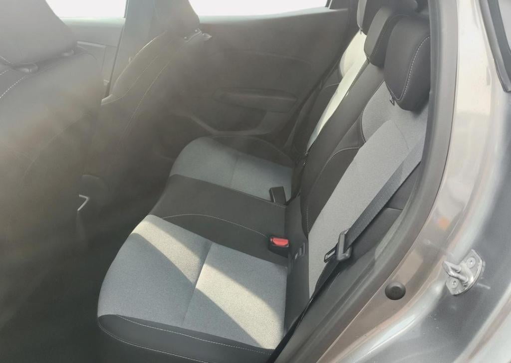 Renault Clio 1.6 e-tech full hybrid 145 evolution