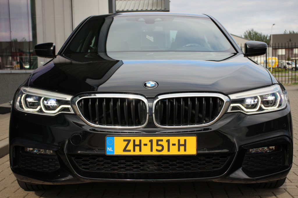BMW 5 Serie 520i high executive m-sport | orig. nl | dealeronderhouden