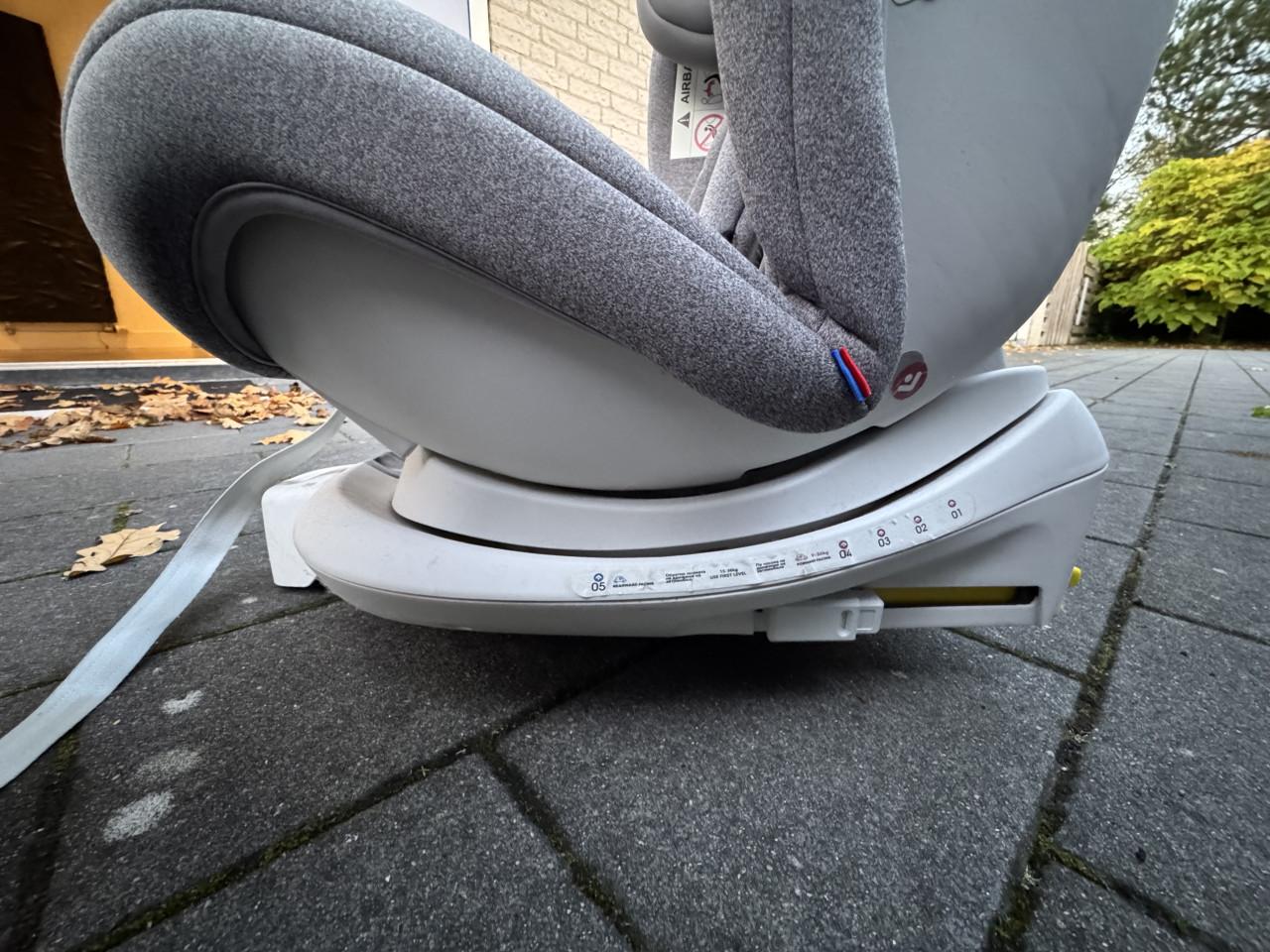 Minder autostoeltje te koop