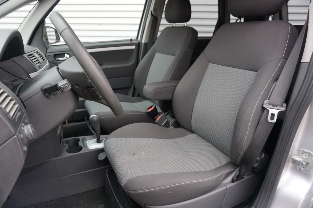 Opel Meriva 1.6-16v cosmo automaat - airco / navi / elektr. ramen / parkeer