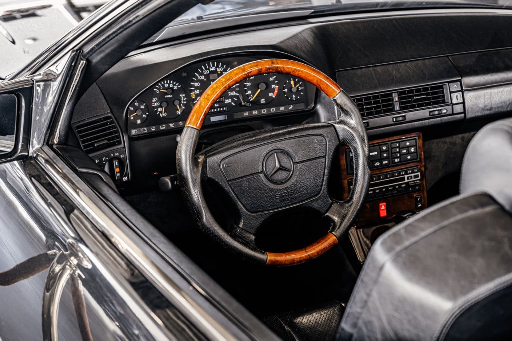 Mercedes-Benz Sl 500 l v8 l 306 pk l comand l telefoon voorbereiding l bi- 